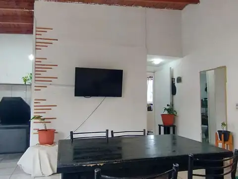 Casa 7 ambientes con 6 baños