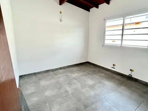 Depto Tipo Casa 3 ambientes con 1 baño