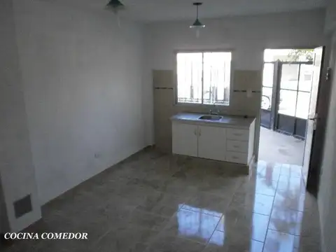 Complejo de dúplex - 1 Dormitorio 1 Baño - 130Mts2 - Berazategui