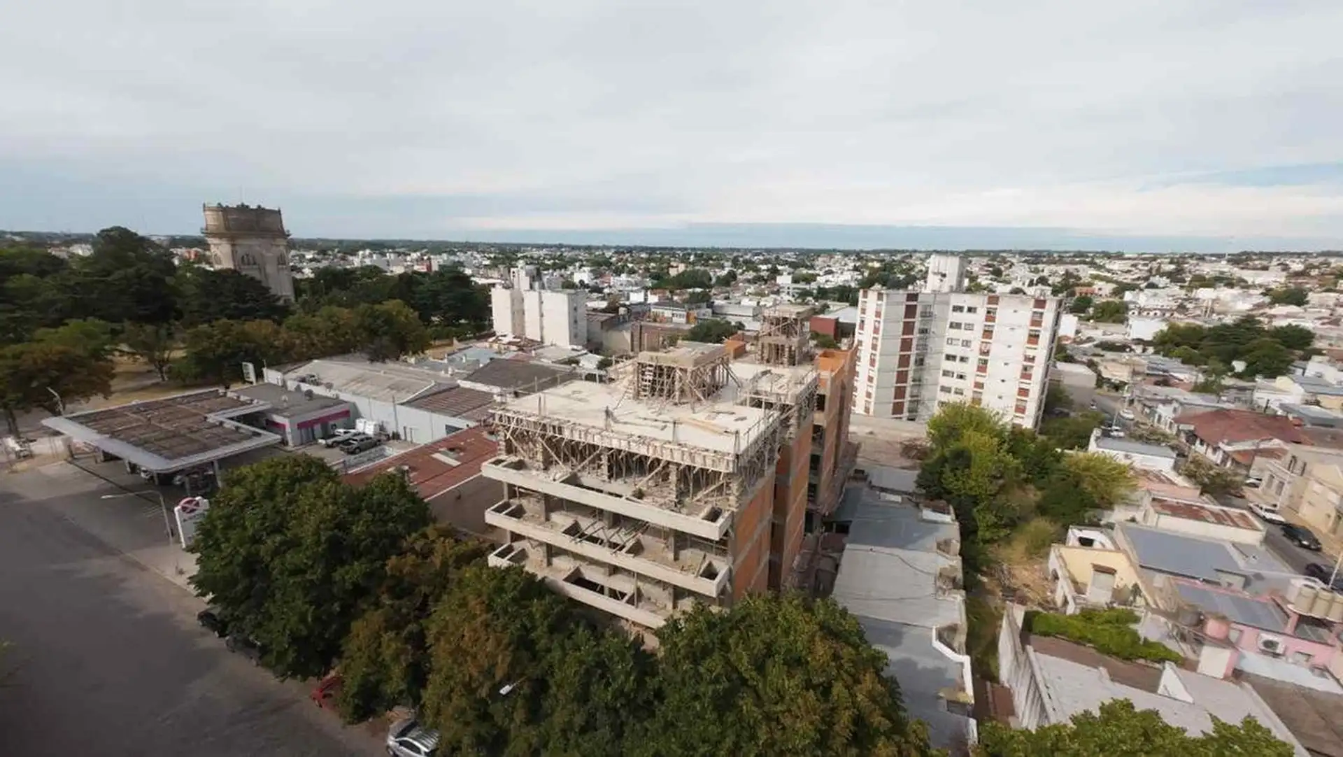 Departamento 3 dormitorios venta Tandil pileta