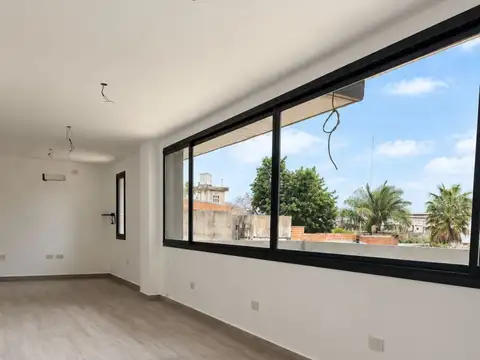 Oficina en Venta en Zárate, USD 173.500