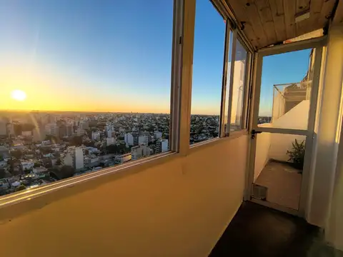 2 amb todo luz y sol, vista panoramica, muy buena ubicacion