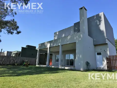 Venta Casa 4 Dormitorios Lote Interno Barrio Santo Tomas - Pilar