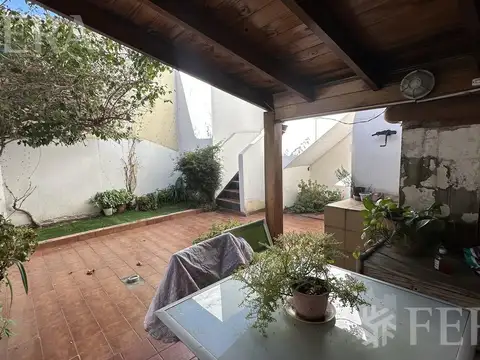 Depto Tipo Casa en Venta de 3 ambientes
