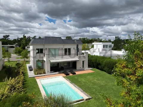 Casa en Venta en Grand Bell, USD 795.000