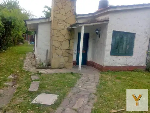 Casa Venta - 1 dormitorio 1 baño - 458mts2 totales - Villa Elisa