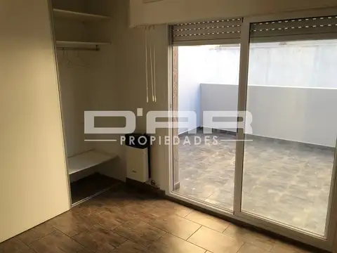Depto Tipo Casa en Alquiler en Villa Luro, $ 950.000