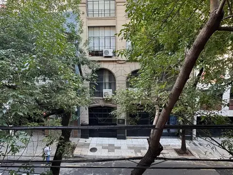 Doctor Tomás Manuel De Anchorena 1700, Piso 2