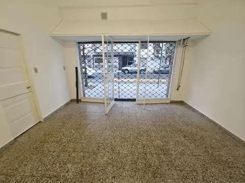 Local en Alquiler en Paternal, $ 500.000