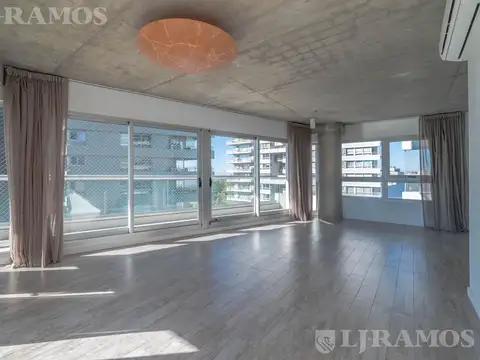 Departamento en Alquiler de 4 ambientes