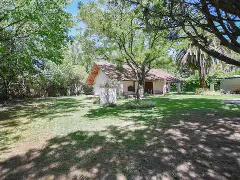 422 Y Camino Parque Centenario