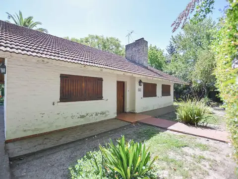 Casa en Venta en Berazategui, USD 150.000