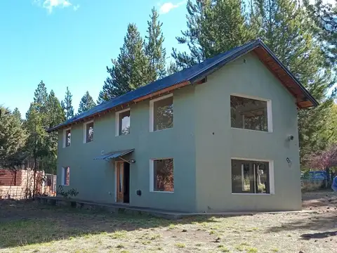 Casa en esquel. terreno 1.279 m2. villa ayelén.