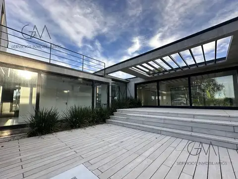 Casa en Alquiler de 3 dormitorios
