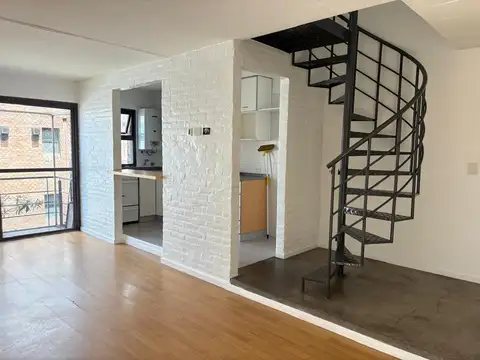 Dúplex en Alquiler en Don Bosco al 200, San Isidro - 3 ambientes