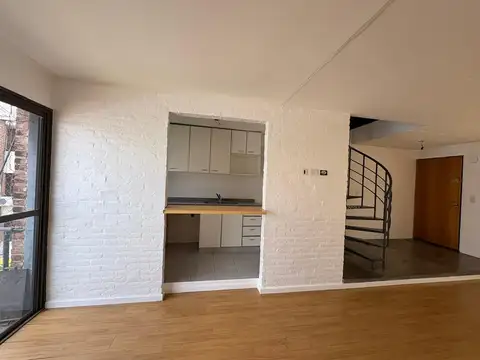 Departamento en Alquiler con 1 cocheras