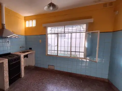 Depto Tipo Casa 2 ambientes con 1 baño