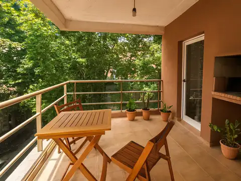 Apto credito Venta departamento 3 ambientes con balcon terraza y cochera fija San Martin Centro