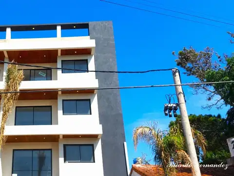EXCLUSIVO DEPARTAMENTO EN PLANTA BAJA CON GARAGE A ESTRENAR