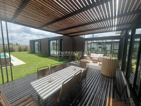 Casa en Venta en La Alameda, USD 250.000