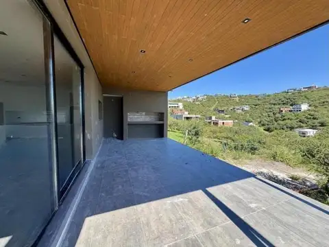 Venta Casa 3 Dorm. con Vista Country La Deseada - a ESTRENAR