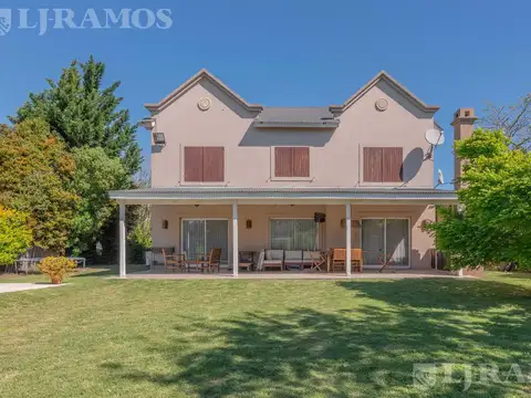 Casa en Alquiler en Villanueva, USD 2.800