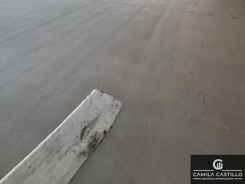 Galpón en alquiler de 1000m2 ubicado en Isidro Casanova
