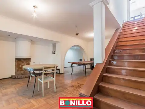 Depto Tipo Casa en Venta de 5 ambientes