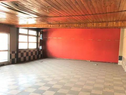 Local en Alquiler en Villa Santos Tesei, USD 1.200