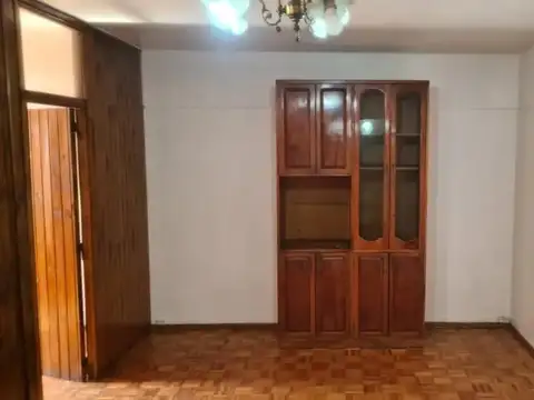 Departamento en Alquiler en Mendoza, $ 300.000