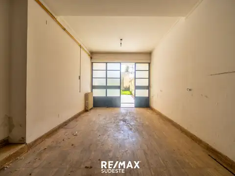 Depto Tipo Casa en Venta con 1 cocheras