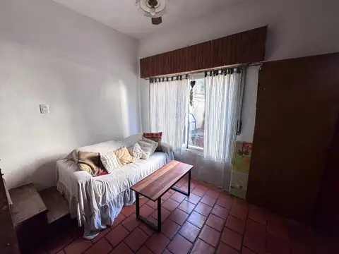 Depto Tipo Casa 4 ambientes con 2 baños