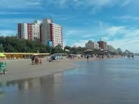 Terreno en las Toninas 10 cuadras del mar