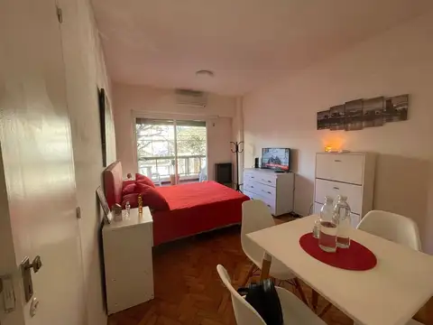 DEPTO ALQUILER TEMPORARIO VILLA CRESPO CON BALCON