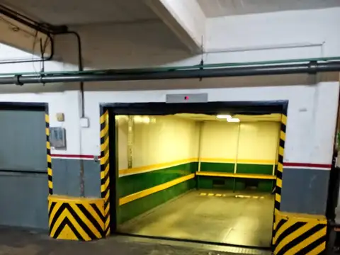 Cochera en Venta Fija