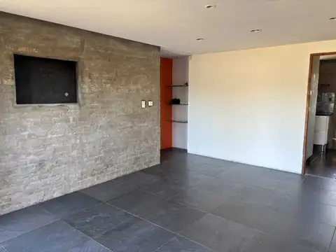 Casa 3 ambientes con 2 baños