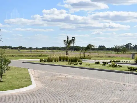 Lote a la laguna en Santa Clara al Sur, Canning