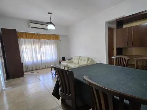Depto Tipo Casa en Alquiler de 3 ambientes
