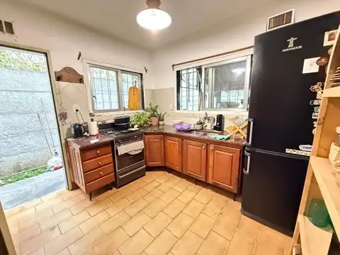 Casa 5 ambientes con 3 baños