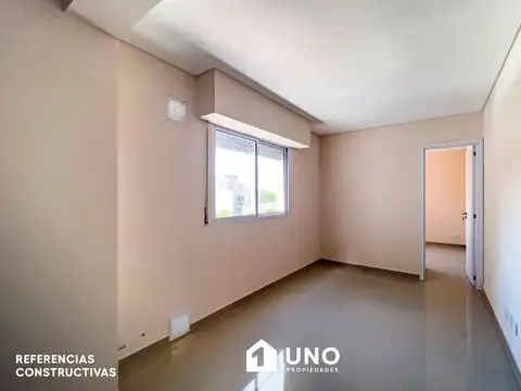 San Martin y Av. Pellegrini - Dpto de 1 Dormitorio. Cochera disponible.