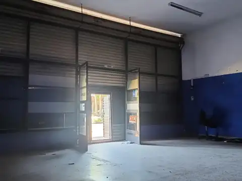 Local en Alquiler en Rafael Castillo, $ 450.000