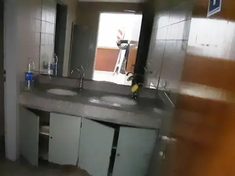 Local en Venta 45 años