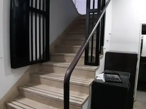 Local en Venta en Flores, USD 2.000.000