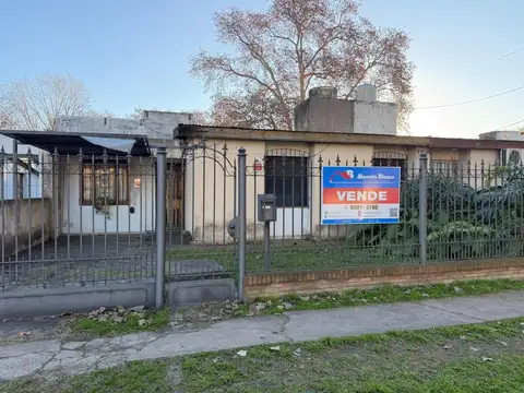 Casa en Venta en Adrogue, USD 90.000