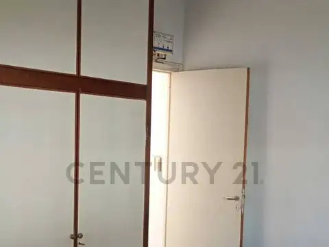 VENTA CASA 3 DORMITORIOS - Republica de la Sexta