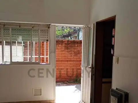 LA PAZ 100, Piso 0