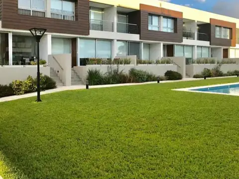 CASA VENTA ITUZAINGO