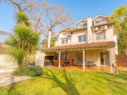 VENTA CASA EN BARRIO LA CHACRA