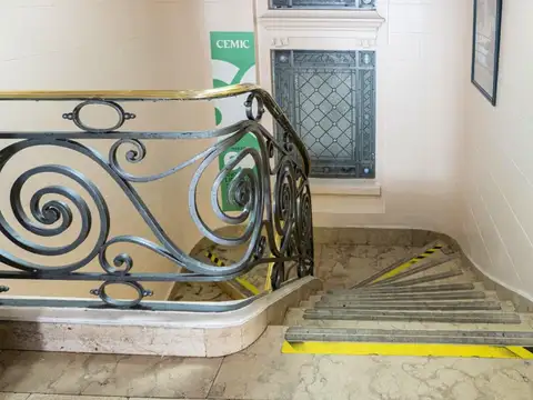 Oficina en Alquiler 90 años