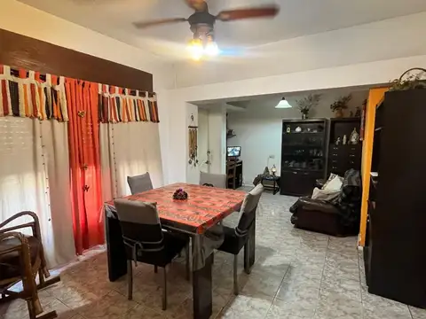Casa en Venta en Isidro Casanova, USD 69.999